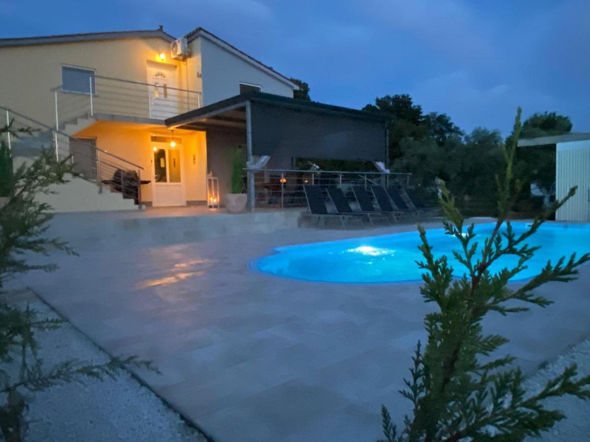 Naturia Holiday House Medulin Eksteriør billede